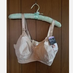 Bali Womens NWT stretch Wire Free Bra 40D Beige